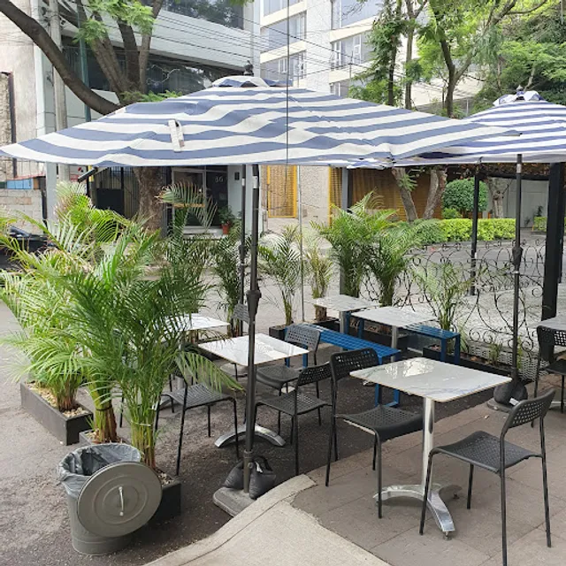 BREWKLYN COFFEE & BAGELS - CONDESA