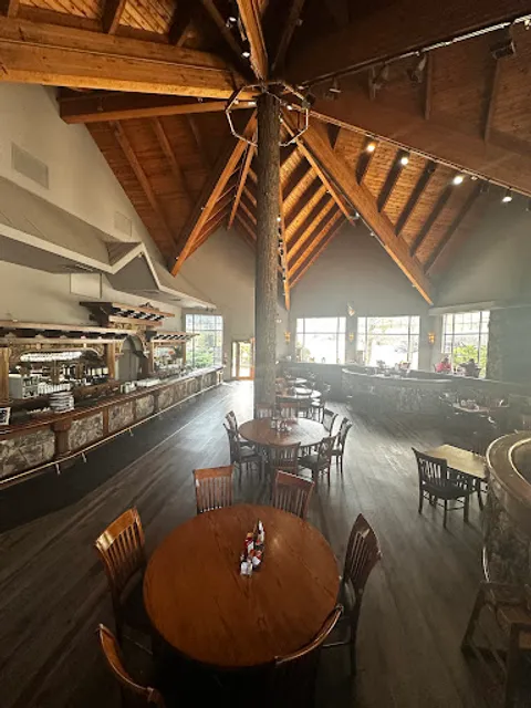 Canyon Restaurant & Tavern Bar