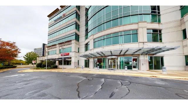 Bank of America (with Drive-thru ATM)