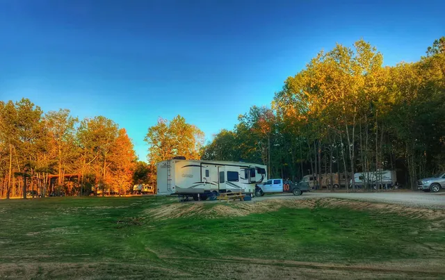 Sunshine Oaks RV Park