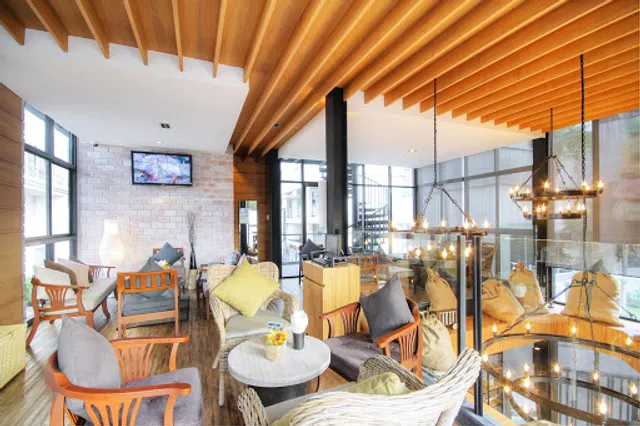 Café Kantary Sriracha คาเฟ่ แคนทารี่ ศรีราชา