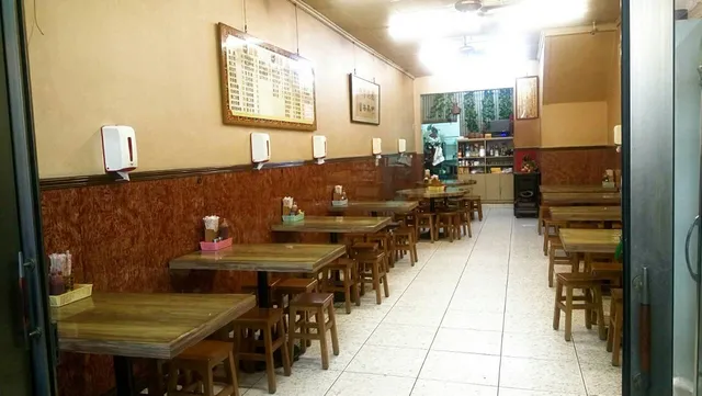 輝鴻蚵仔煎（總店）南投美食 南投小吃 草屯美食 草屯小吃 草屯必吃