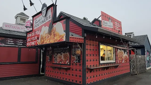 Smoke's Poutinerie Halifax