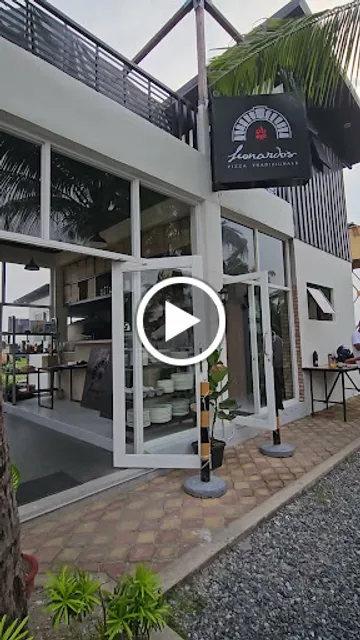 Leonardo's Pizza Tradizionale