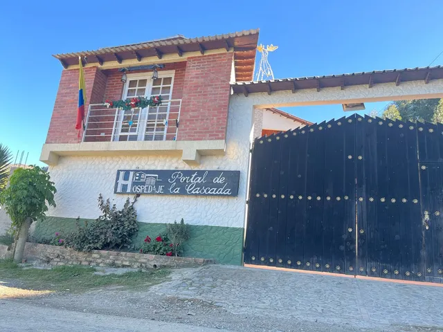 Hospedaje Portal de la cascada - Mongui