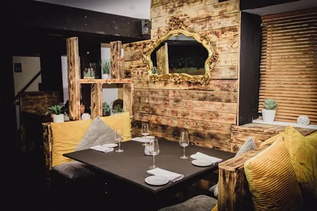 Cinnamon Indian Keynsham