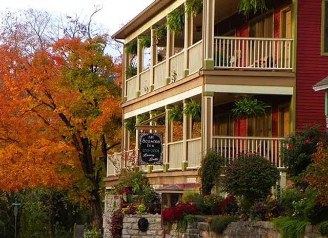 All Seasons Inn