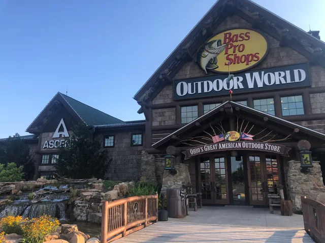 Bass Pro Shops