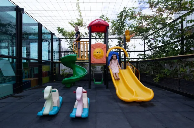 The Twin B Palace Hotel & Apartments