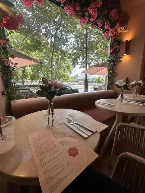 Riverose - Brunch & Café