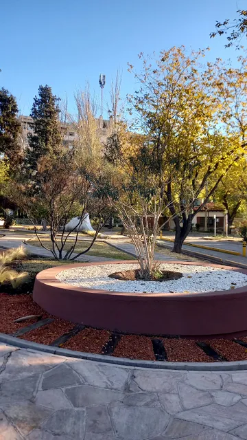 Plazoleta Isaac Kolton