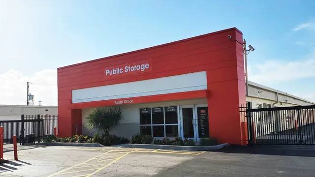 Public Storage