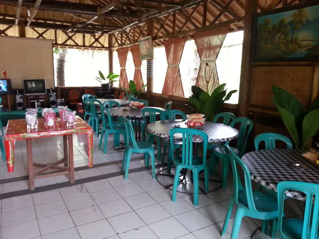 Liwet Dapur Strawberry