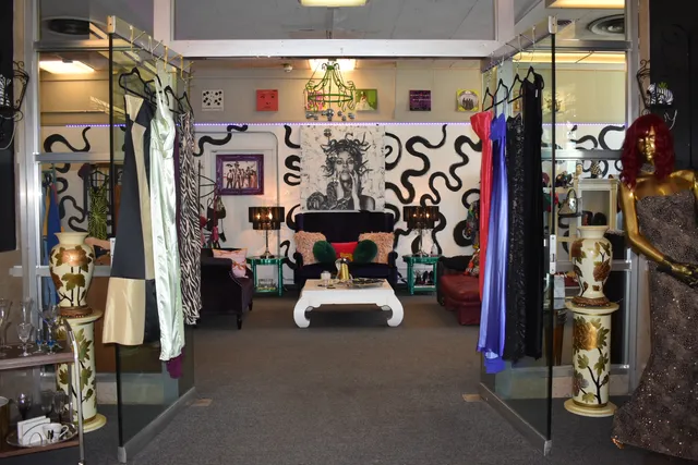 Velvet Vintage Boutique
