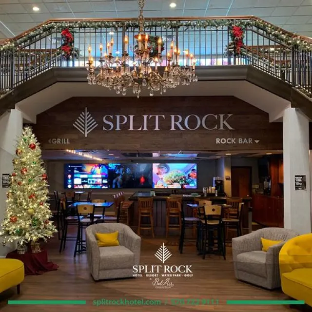 The Rock Bar at Split Rock Resort
