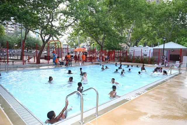 Abe Lincoln Mini Pool