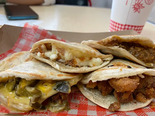 Doña Tota Centrito San Pedro