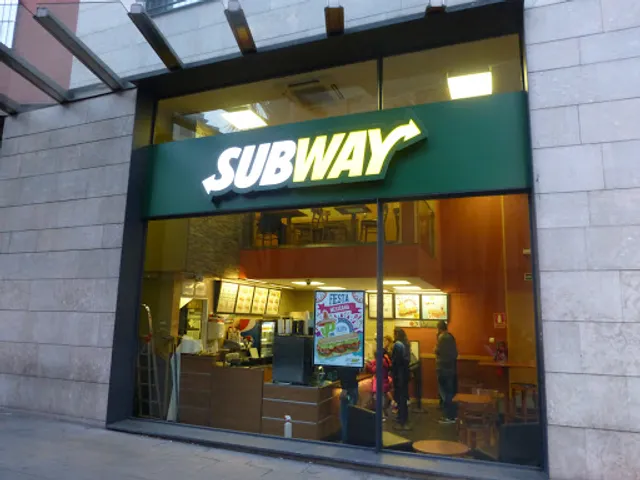 Subway Pelai