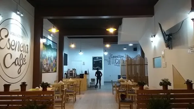 Esencia Café