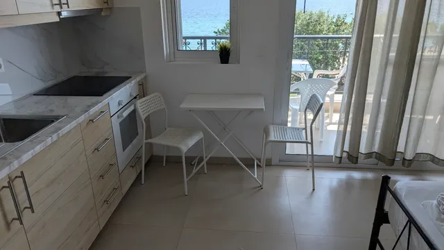 Flogita Beach House