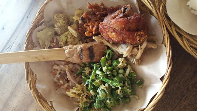 Warung Lawar Ayam Artha Jaya