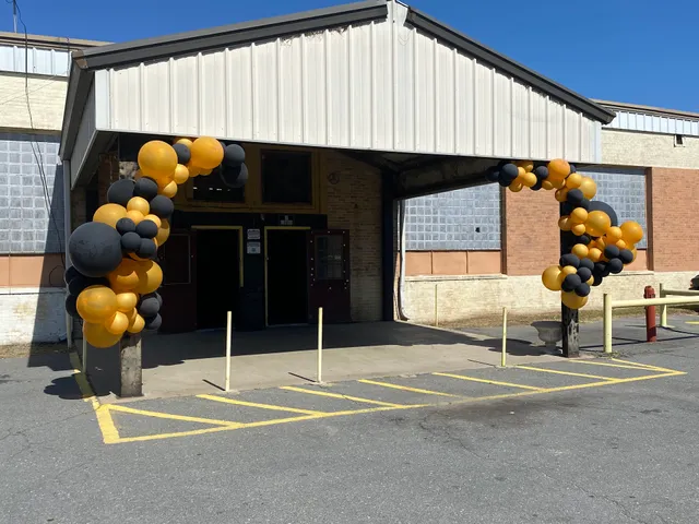 Pinecrest Flea Market