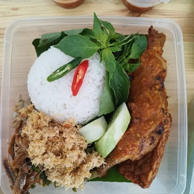 Sari Asih Soto Rawon Lamongan