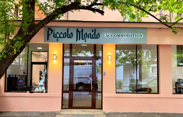 Piccolo Mondo Hotel Bucharest By CityBookings