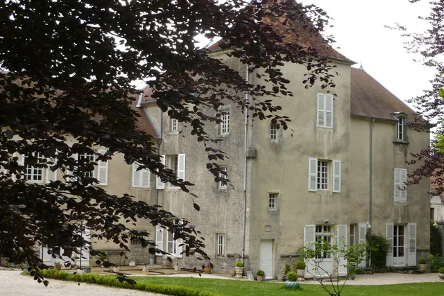 Château de la Hussardière Chambre d'hôtes Haute- Saône