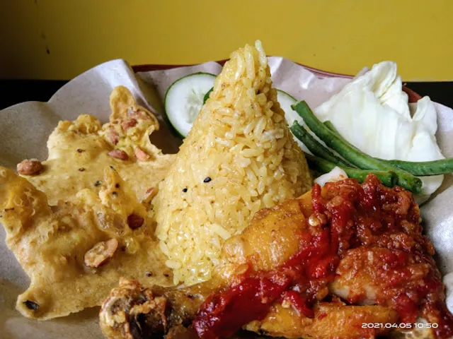 Warunk (Bakso Pangsit) Cak Ma