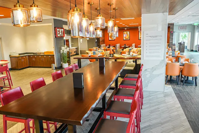 Evario Kitchen + Bar