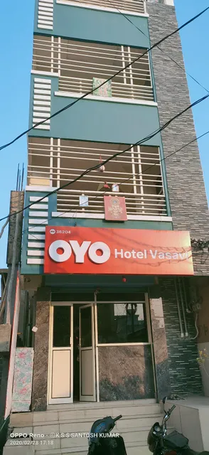OYO 71677 Vasavi Residency