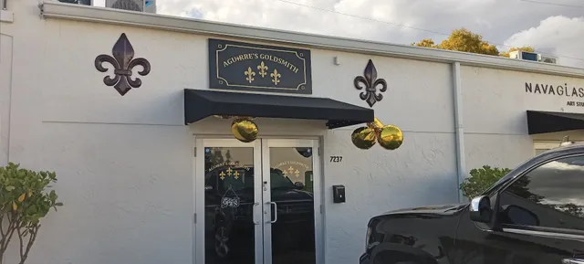 Aguirre's Goldsmith Jewelry Boutique/Vintage jewelry