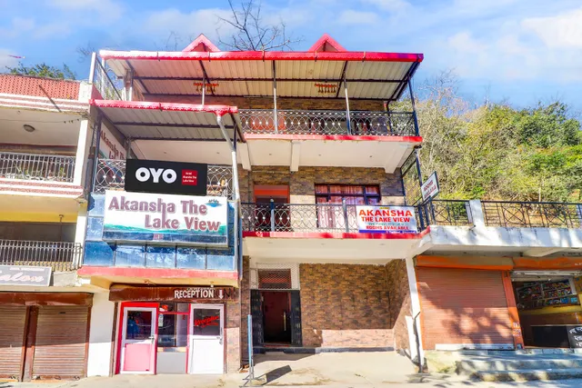 Akansha The Lake View