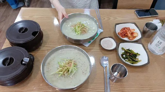 순자네 홍두깨 손칼국수