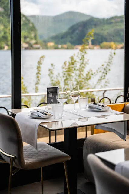 Mizuumi Sushi Lavena Ponte Tresa