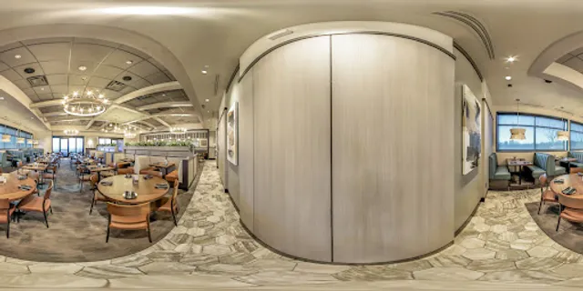 Cooper’s Hawk Winery & Restaurant