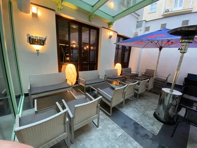 Foggy Prague 2 Shisha Lounge Bar & Karaoke