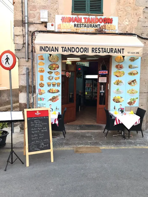The Red Fort II - indian restaurant Sóller