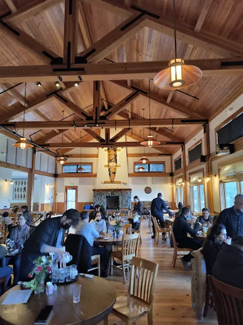 Cama Beach Cafe and Catering