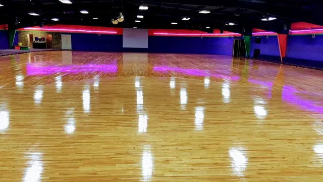 Hot Wheels Skate Center