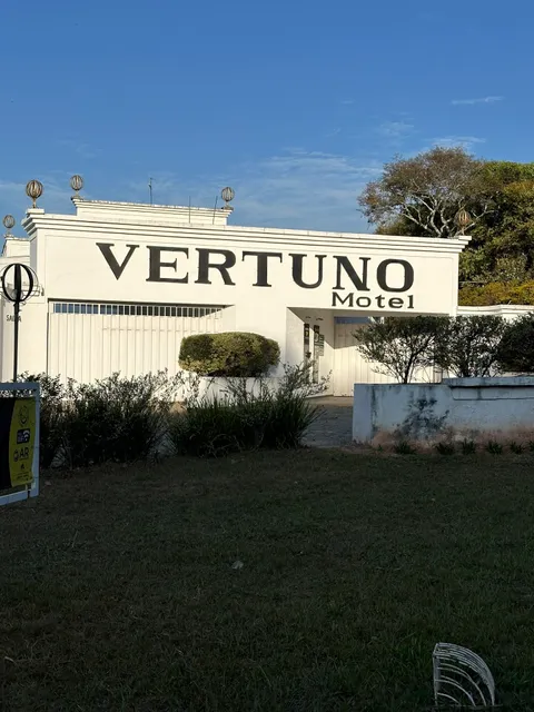 Motel Vertuno - Oliveira