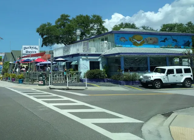 Dockside Dave's