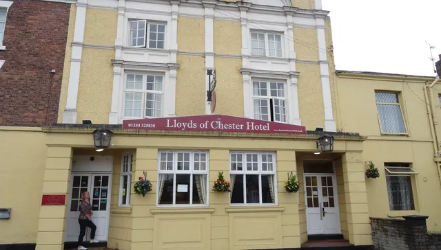 Lloyds of Chester Hotel