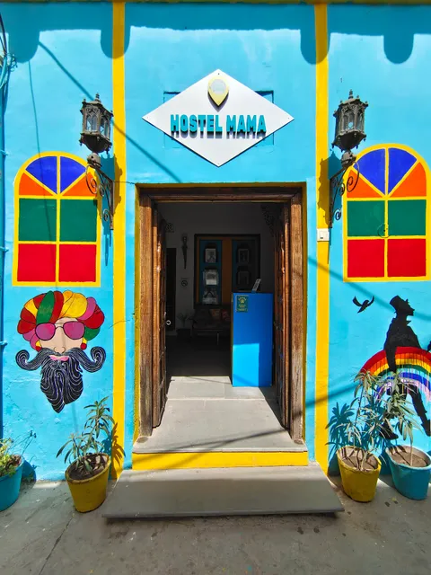 Hostel Mama