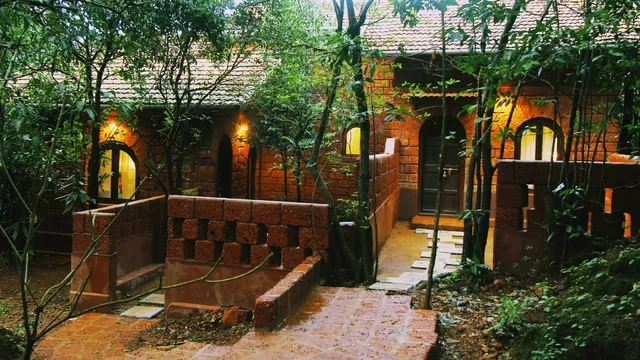 Whistling Woods Amboli