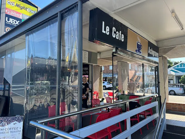 Le Cafe Ashgrove