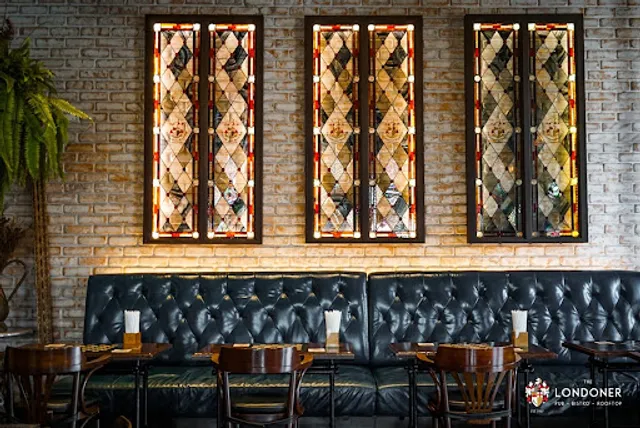 The Londoner Brew Pub (Official)