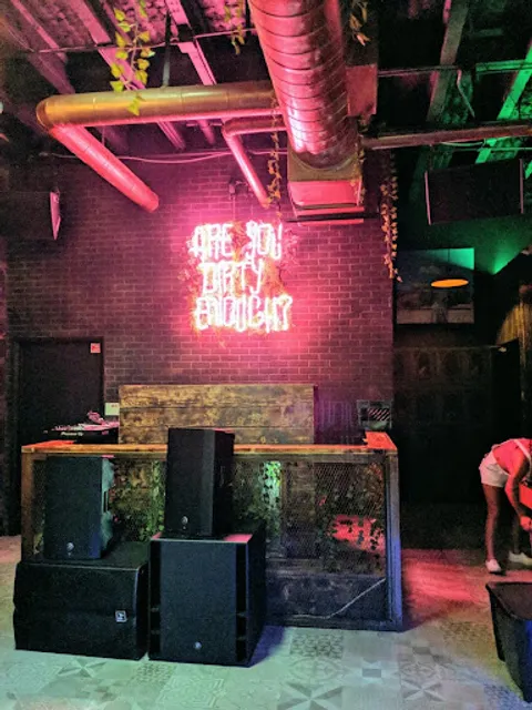 The Dirty Rabbit Wynwood