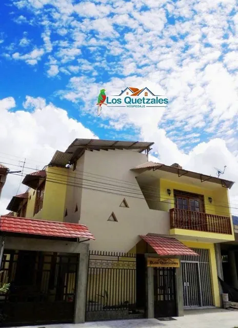 Los Quetzales Hotel